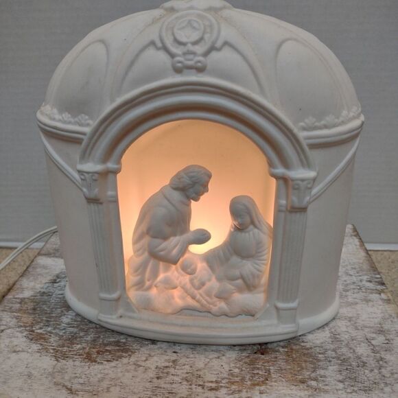 Nightlight Nativity  - Picture 1 of 5